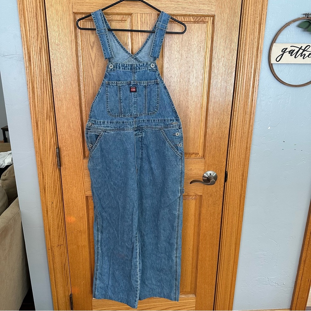 Vintage Y2K Unionbay Denim Bib Overalls  size Medium Cropped 24” Inseam